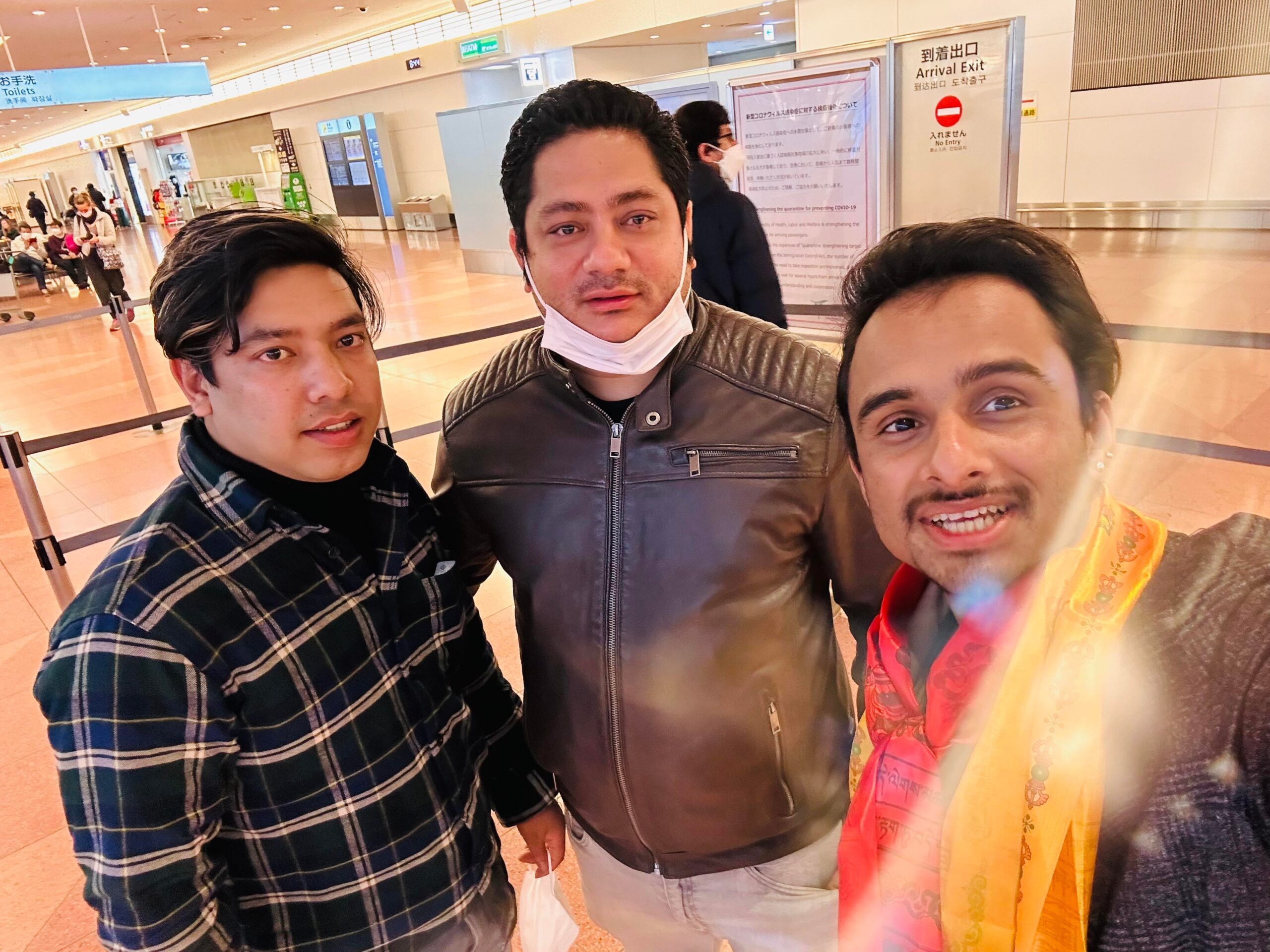 गायक प्रकाश दुतराज टोकियो आइपुगे