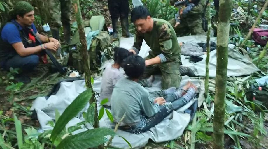 विमान दुर्घटनामा बेपत्ता भएका चार बालबालिकाको ४० दिनपछि उद्धार गर्ने टोलीलाई राष्ट्रिय सम्मान