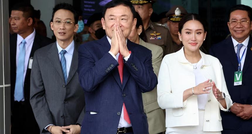 थाइल्याण्डका पूर्वप्रधानमन्त्री तथा अर्बपति थाक्सिनद्वारा जेल सजाय माफीका लागि आग्रह