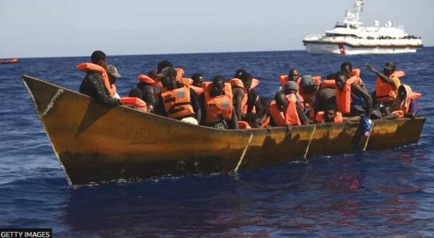 ट्युनिसियाबाट इटली जाँदै गरेको डुङ्गा दुर्घटना, ४१ आप्रवासीको मृत्यु