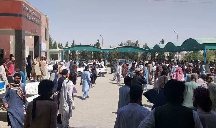 पाकिस्तानमा मस्जिद नजिकै विस्फोट, ५२ जनाको मृत्यु, ५४ घाइते