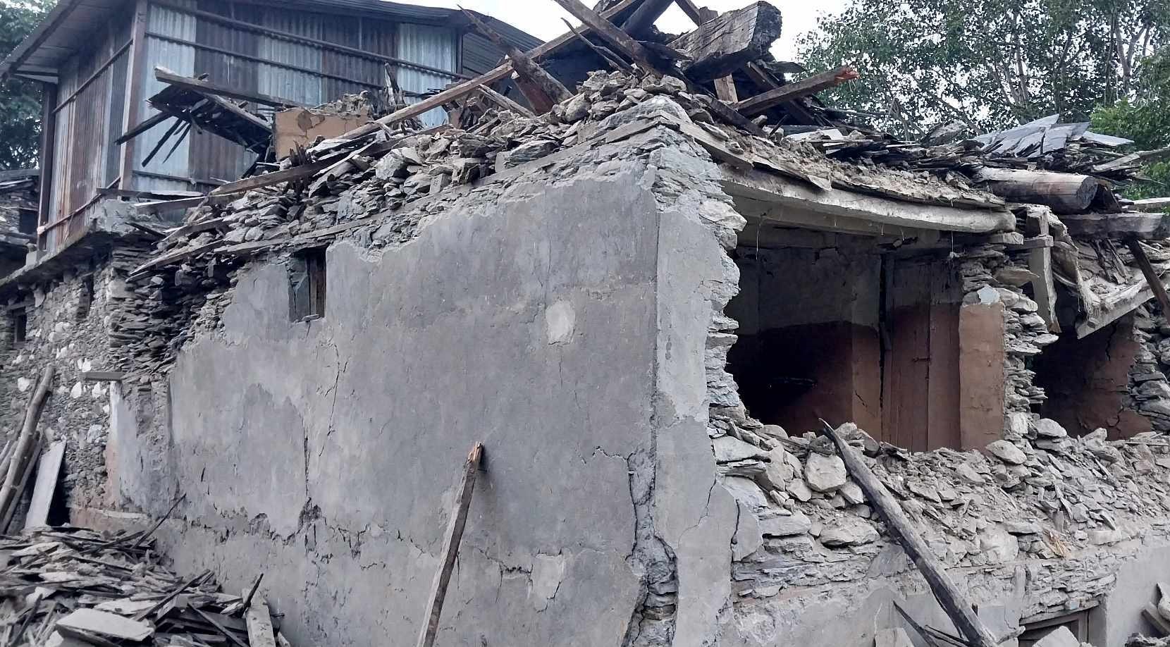 बझाङमा ६.३ रेक्टर स्केलको भूकम्पः १ जनाको मृत्यु, १३५ घर भत्किए