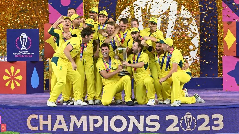 भारतलाई घरेलु मैदानमा स्तब्ध पार्दै अष्ट्रेलियाले जित्यो विश्वकप क्रिकेटको उपाधि