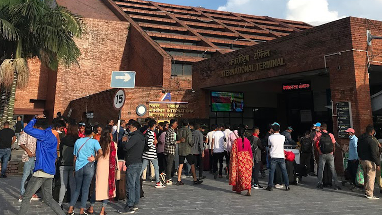 नक्कली कागजात बनाएर भिजिट भिसामा विदेश पठाउने गिरोह सक्रिय :&nbsp;३ अधिकृतसहित ३२ जना पक्राउ