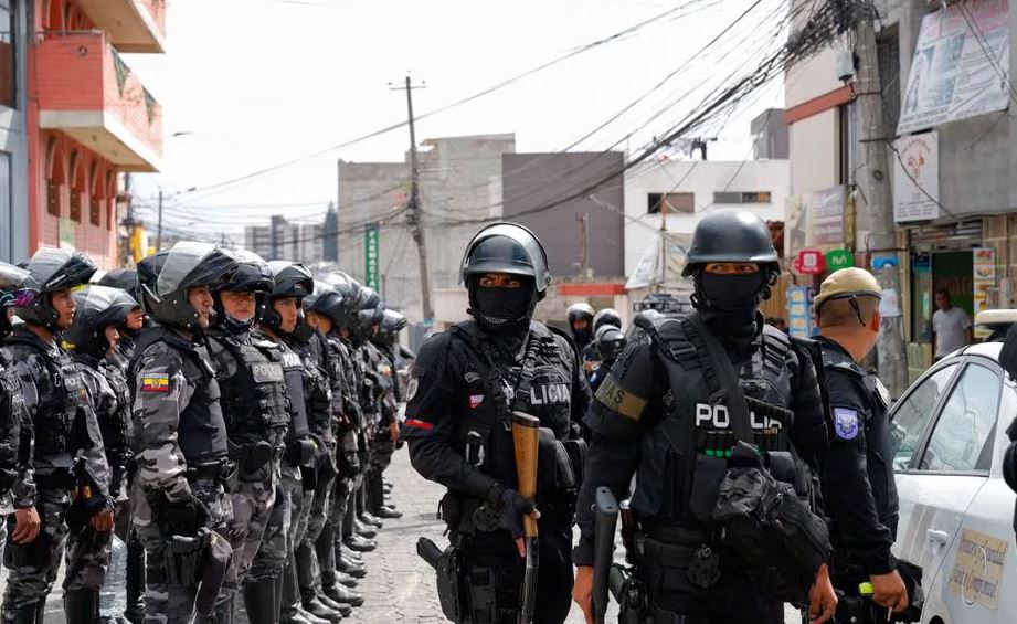 इक्वेडरको जेलबाट ३९ कैदी फरार !