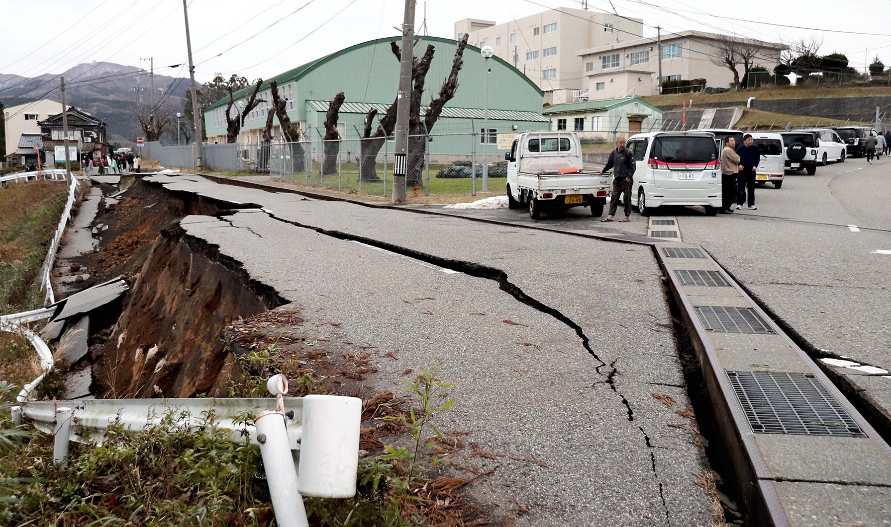 भूकम्प अपडेट: मृतकको संख्या १५ पुग्यो, उद्दार कार्य जारी