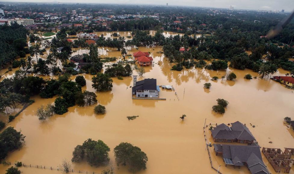 मलेसियामा बाढीका कारण ८ हजारभन्दा बढी विस्थापित