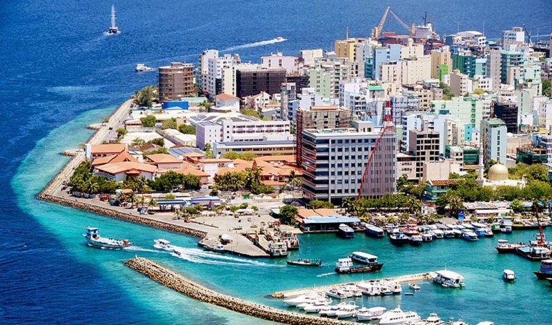 माल्दिभ्समा एकै दिन भित्रिए १० हजारभन्दा बढी पर्यटक