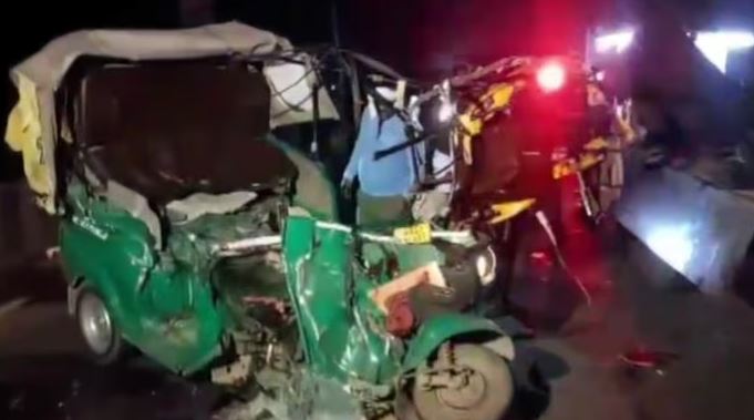 भारतको विहारमा अटोरिक्सा र ट्रक ठोक्किँदा ९ जनाको मृत्यु, ६ जना घाइते