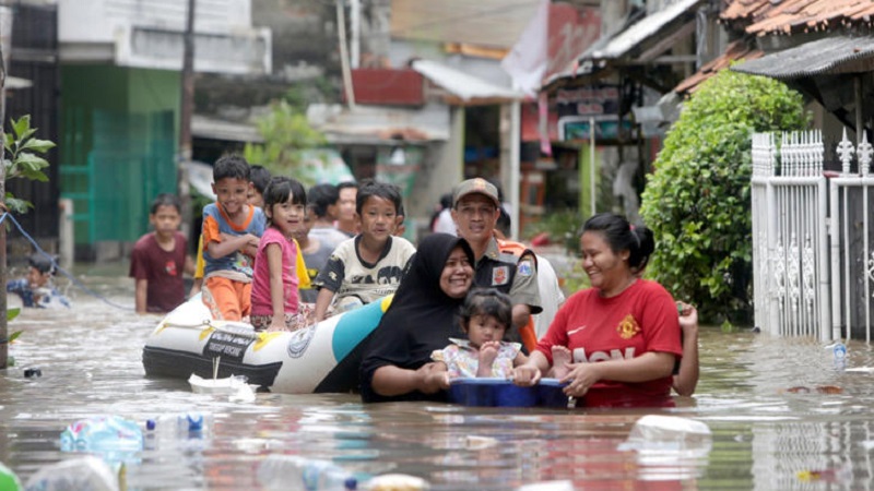 इन्डोनेसियामा पहिरोः ५ जनाको मृत्यु, ९ बेपत्ता