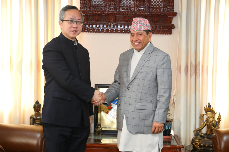 परराष्ट्रमन्त्री श्रेष्ठ र चिनियाँ राजदूत सङबीच भेटवार्ता