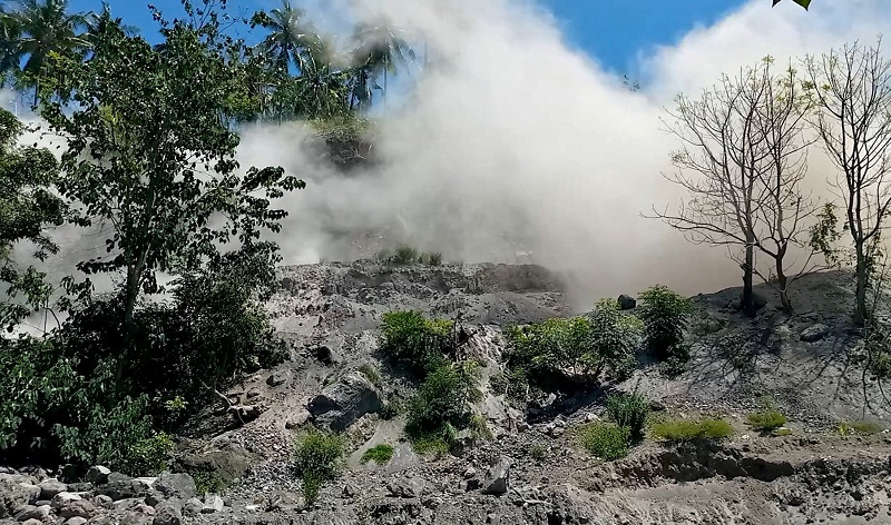 पूर्वी इन्डोनेसियामा शक्तिशाली भूकम्प, सुनामीको चेतावनी