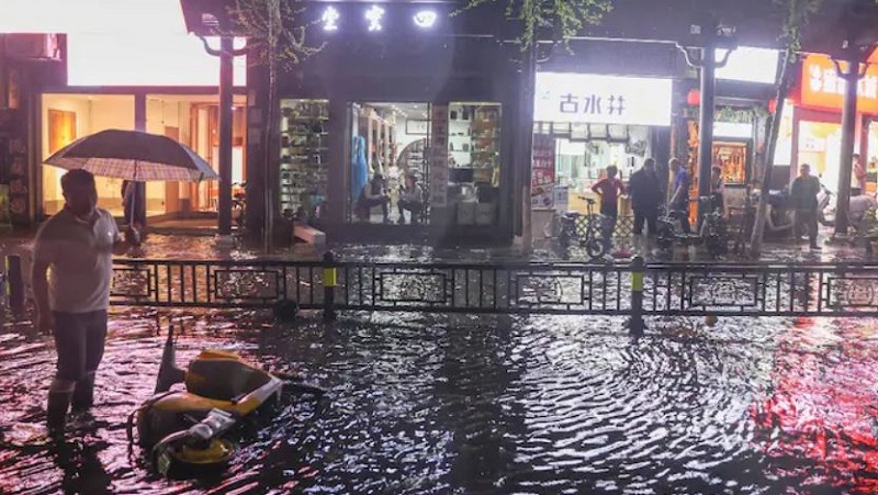 चीनमा वर्षाका कारण ७ जनाको मृत्यु