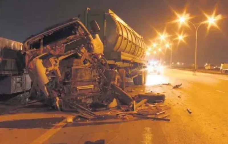 अफगानिस्तानमा सवारी दुर्घटना, ४८ जनाको मृत्यु