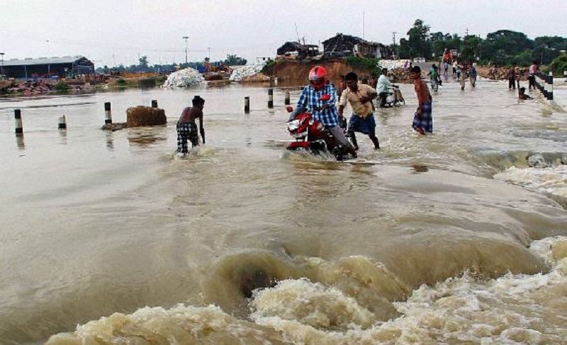 भारतमा बाढीः ३१ जनाको मृत्यु, १५ जिल्लाका १ लाख ६१ हजार व्यक्ति प्रभावित