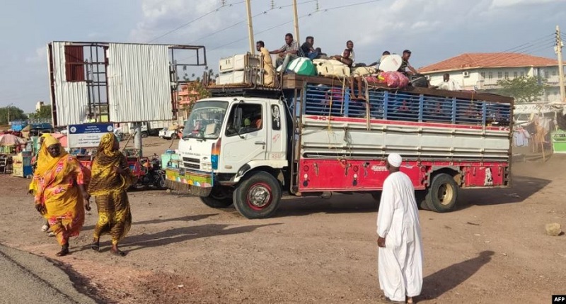 सुडानी सेना र अर्धसैनिक बलबीच लडाइँ, भाग्ने क्रममा २५ जनाको मृत्यु