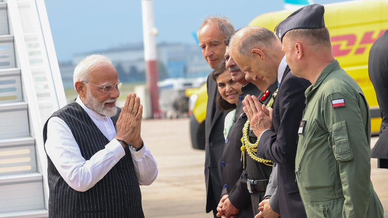 भारतीय प्रधानमन्त्री मोदी पोल्याण्डमा