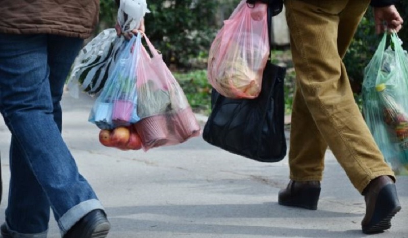 बङ्गलादेशका सुपरमार्केटमा​ पोलिथिन झोला प्रयोगमा प्रतिबन्ध