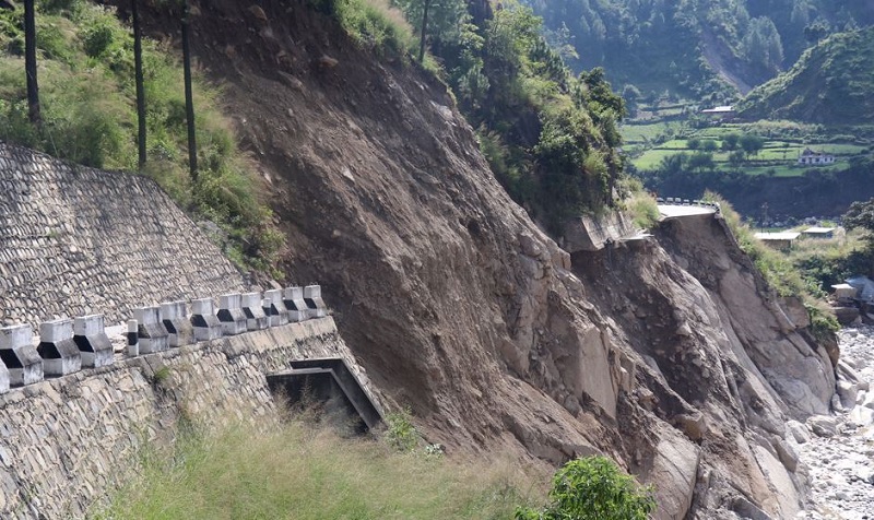 बाढी पहिरोमा परी २ सय ३९ जनाको मृत्यु, १७ हजारभन्दा बढीको उद्धार