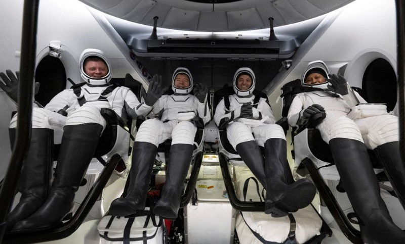 नासाको ‘स्पेसएक्स क्रु–८’ पृथ्वीमा फर्कियो