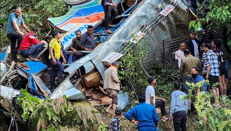 भारतको उत्तराखण्डमा बस दुर्घटना, मृत्यु हुनेको सङ्ख्या ३६ पुग्यो