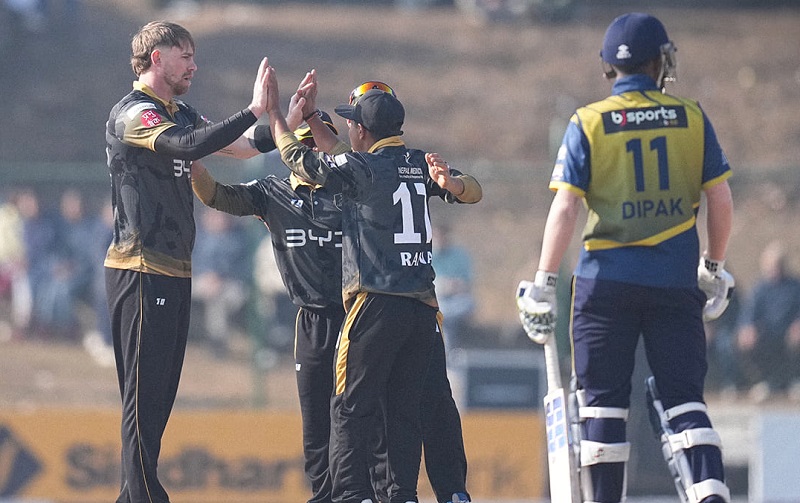 प्लेअफको सम्भावना जीवित राख्न काठमाडौंले पायो ११८ रनको लक्ष्य