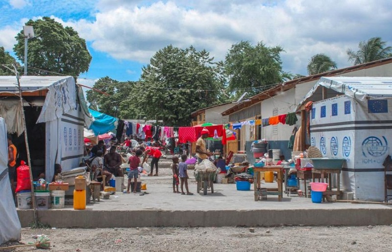 हैटीमा घर छोडेर भाग्नेहरूको संख्या ३ गुणाले बढ्यो, १० लाखभन्दा बढी मानिस विस्थापित