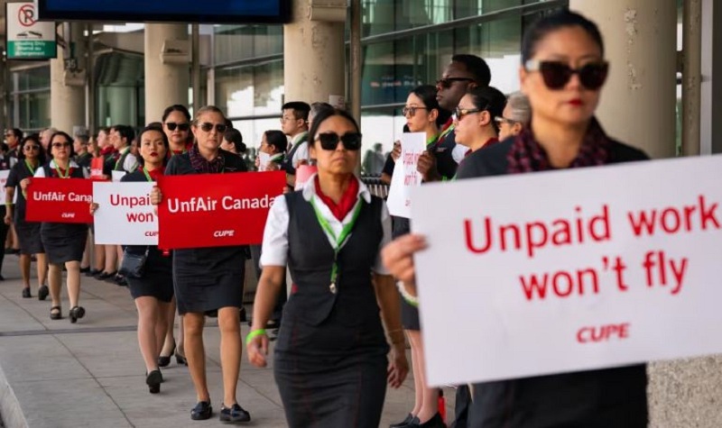एयर क्यानडाका कर्मचारी आन्दोलित, सयौं उडान रद्द