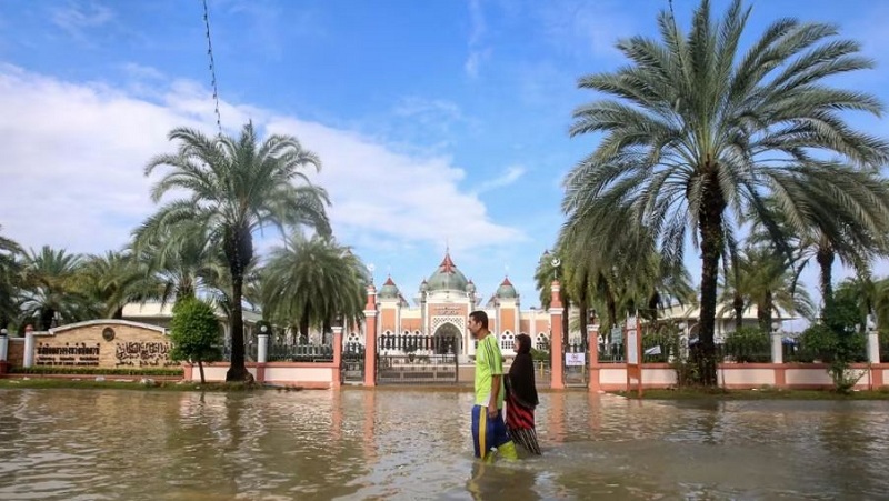 थाइल्याण्डमा आँधीका कारण ६ जनाको मृत्यु