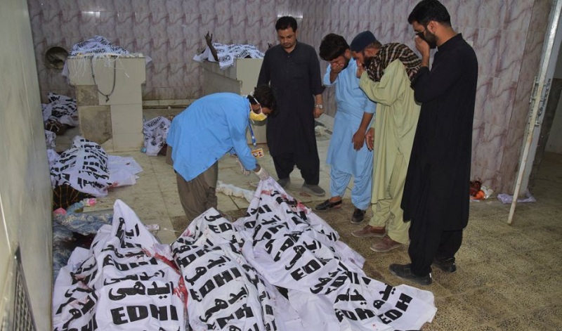 दक्षिण-पश्चिमी पाकिस्तानमा राजनीतिक र्‍याली नजिक आत्मघाती विस्फोट, कम्तीमा १३ को मृत्यु