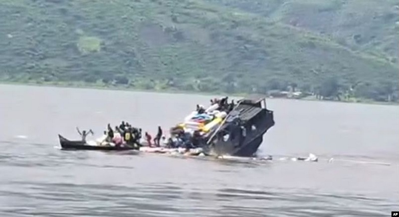 कङ्गोमा डुङ्गा डुब्दा कम्तीमा २० जनाको मृत्यु​